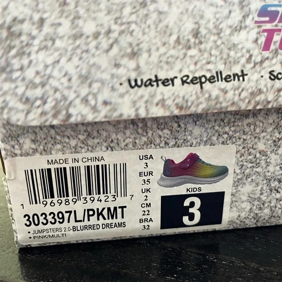 New Girls Skechers size 3 - Picture 2 of 2